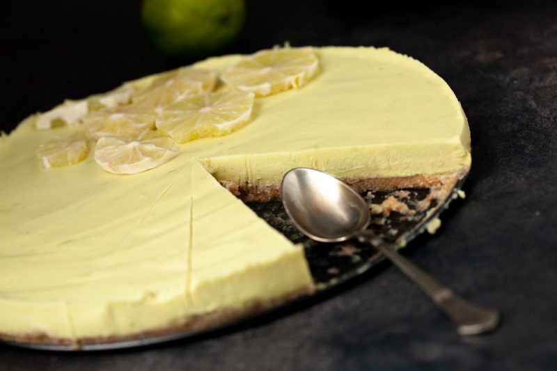 Kolač od avokada i limete