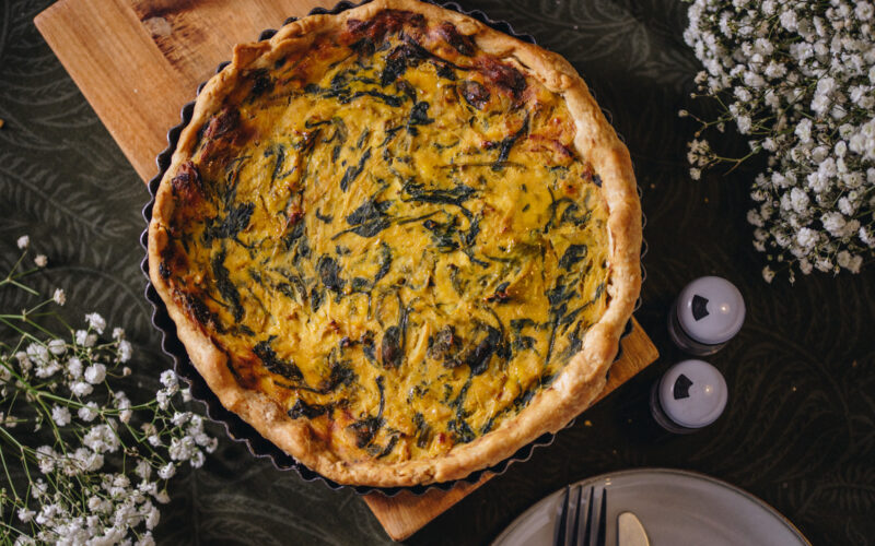 Quiche (slana pita) od kelja, poriluka i tofua - Gladusa.com